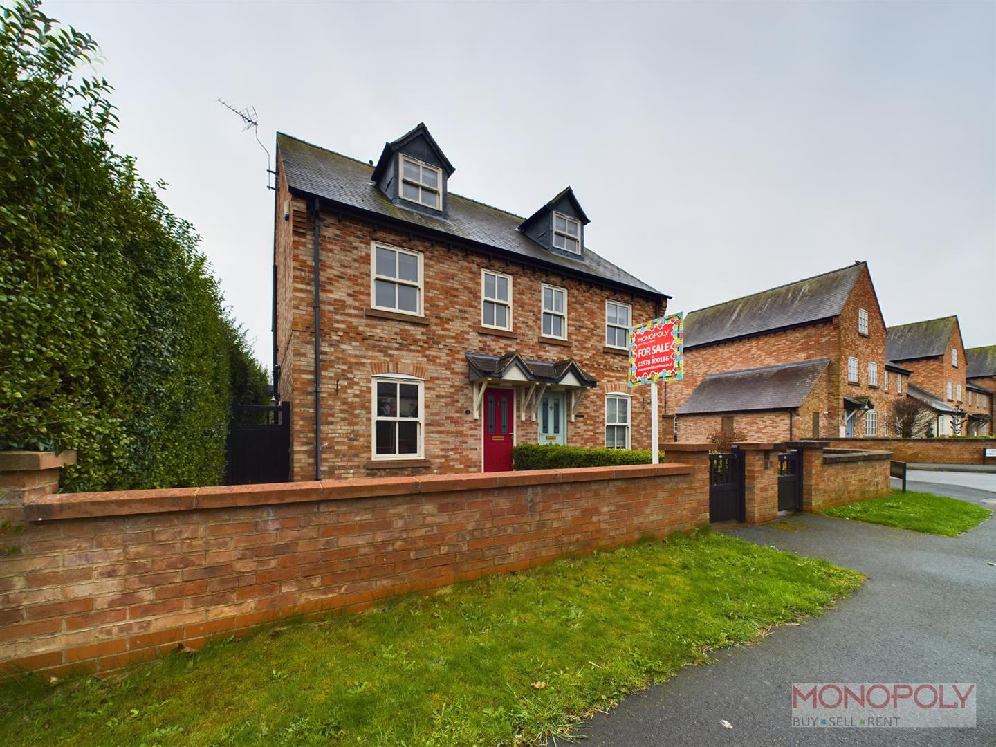 Castle Gate, Holt, Wrexham Monopoly Buy Sell Rent